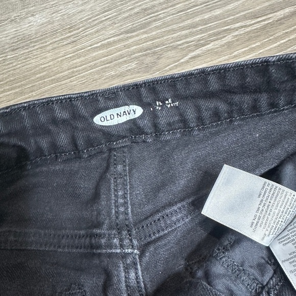 Old Navy Women’s High Waisted Flare Jeans Black Sz 2 - Picture 3 of 11